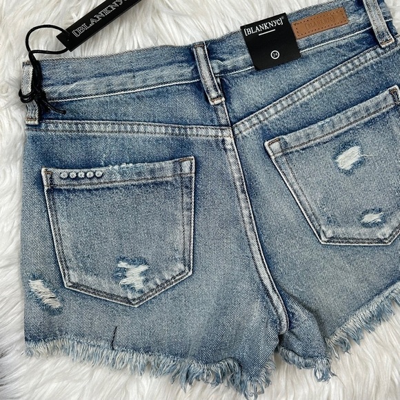 Blank NYC Distressed Denim Shorts Mid Rise Size 24 - Picture 6 of 8